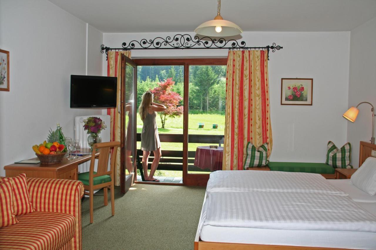 Hotel Garni Pension Zur Wacht Strobl Esterno foto