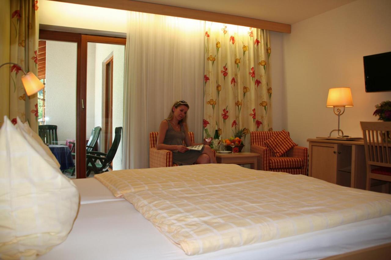 Hotel Garni Pension Zur Wacht Strobl Esterno foto