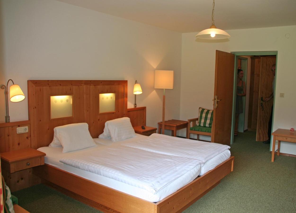 Hotel Garni Pension Zur Wacht Strobl Camera foto